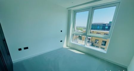 1 Bedroom 1 Bathroom - Photo 2