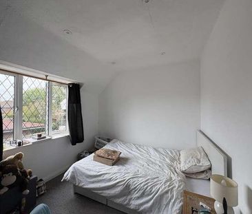 Margaret Close, Staines-upon-thames, TW18 - Photo 6