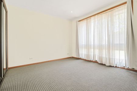 28 Thornflat Road, Cranebrook - Photo 2