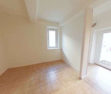 Location Appartement 1 pièce 22m² CARCES 83570 - Photo 3