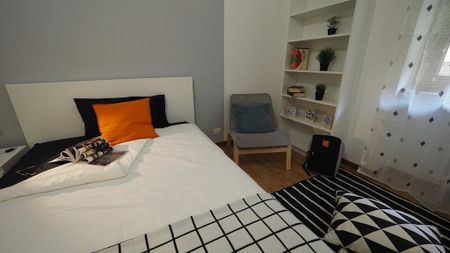 Via Santa Chiara, Turin, Piedmont 10122 - Photo 4