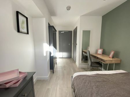 Flat Priestgate - Photo 3