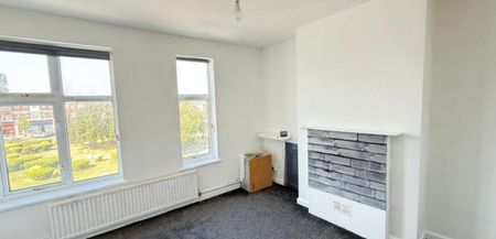 1st Floor Warwick Parade, Harrow, Greater London, HA3 8SA - Photo 2