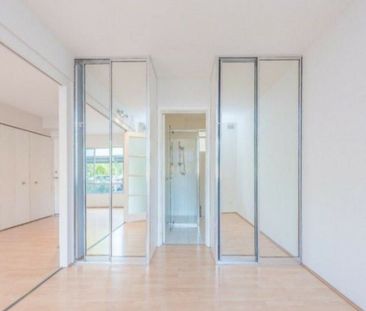 Comfort Meets Convenience - Photo 2