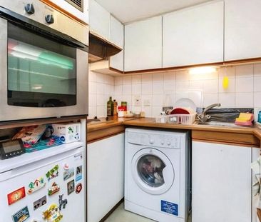 Badger Close, Feltham, TW13 7HA - Photo 5