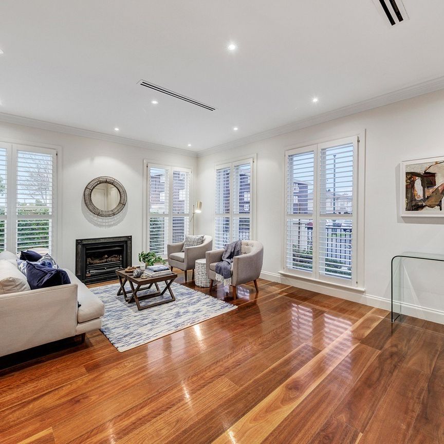 Thinking of selling? Contact our agent - Photo 1