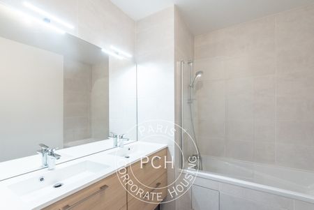 Rue Saint-Charles, - Photo 2