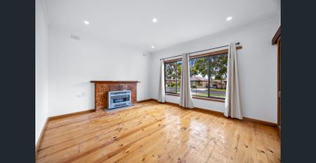 24 Dover Street, Wendouree, Vic 3355 - Photo 2