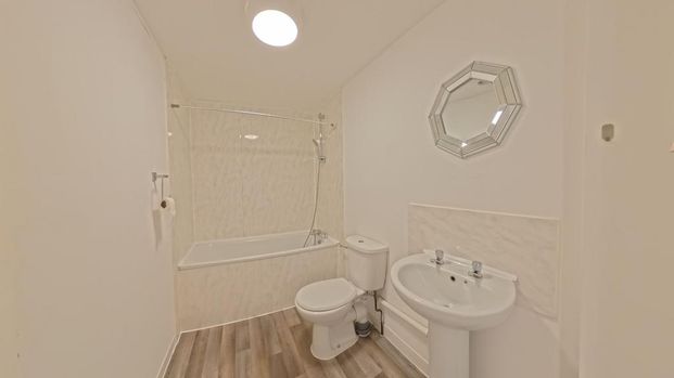 3 bedroom maisonette to rent - Photo 1