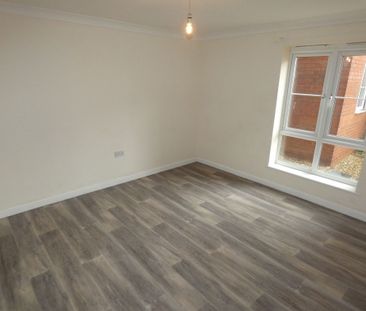 2 bed Apartment - To Let - Photo 1