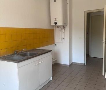 Location Appartement 3 pièces 74m² BRIGNOLES 83170 - Photo 6