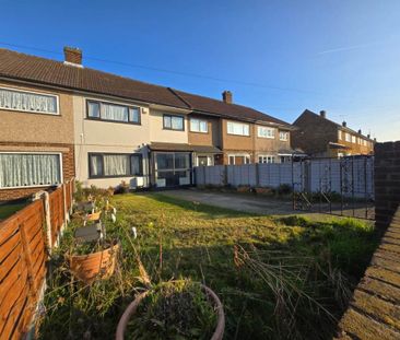 3 bedroom terraced house to rent - Photo 6