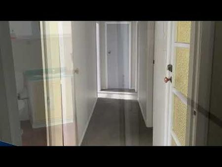 Spacious 3 or 4 Bedroom Rental in Prime Location - Photo 5