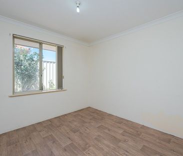 LOVELY ELEVATED SETTING. - Photo 5