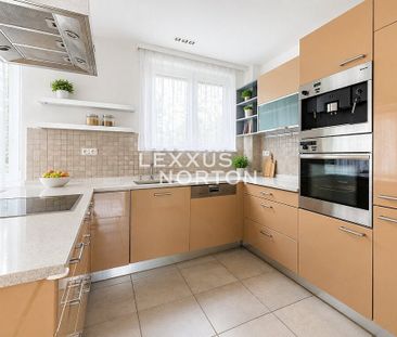 Pronájem domu 172 m² s pozemkem 295 m² - Photo 2
