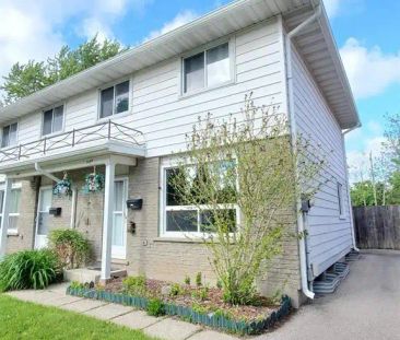 114 LILLIAN DRIVE Unit# B — 3 Bedroom - Photo 1