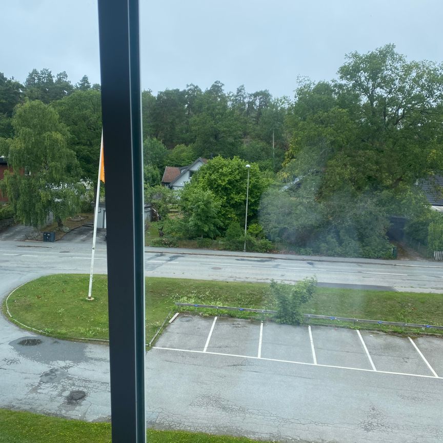 Rönnholmsgränd, Skärholmen - Photo 2