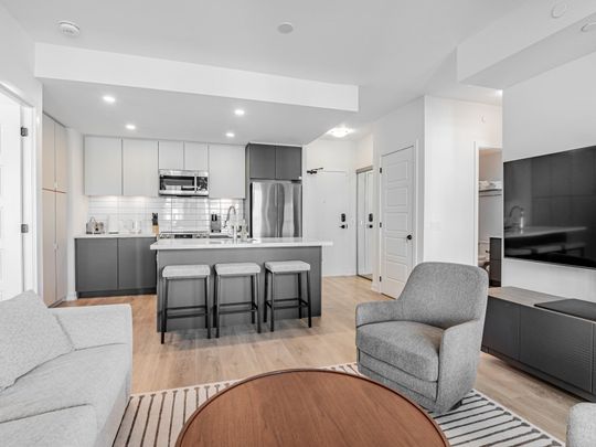 For Lease - 415 Sea Ray Avenue Unit# 354, Innisfil, Ontario - Photo 1