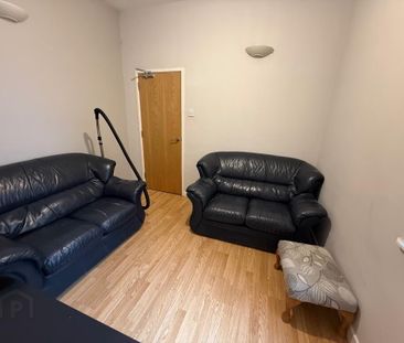 Westminster Street, Room 2, All Bills Included, Belfast, BT7 1LA - Photo 3
