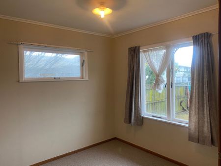 192, Old Wairoa Road, Papakura - Photo 2