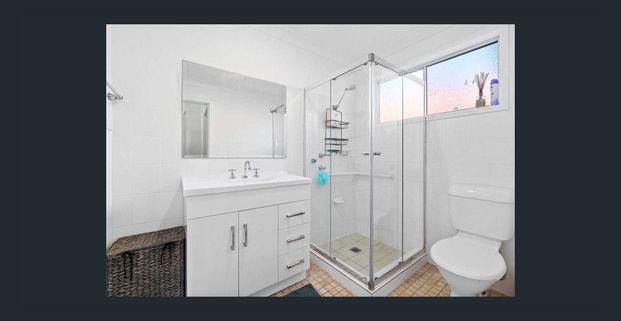 2 Bedroom Delightful Duplex - Photo 1