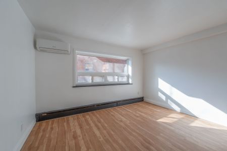 For Lease - 122 Victoria Avenue Unit# 8, Hamilton, Ontario - Photo 4