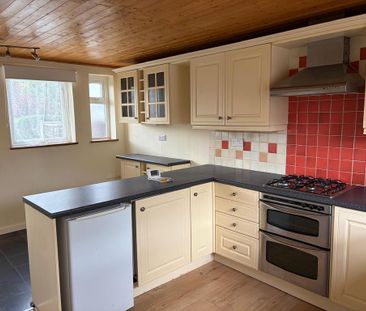 2 bedroom terraced house to rent - Photo 6