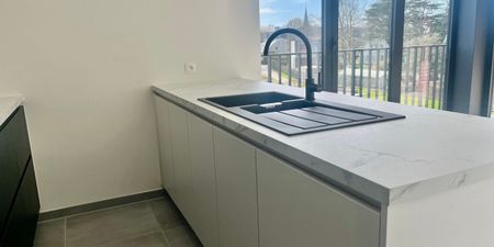 Appartement te huur in Baardegem voor € 1.050 met 2 slaapkamers - Photo 2