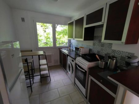 APPARTEMENT T3 A LOUER - Photo 3