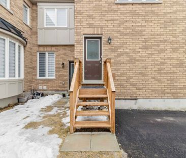 For Lease - 526 White's Hill Avenue Unit# B, Markham, Ontario - Photo 6