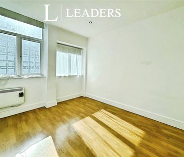 2 bedroom apartment to rent Victoria Avenue, Southend-on-Sea, Essex... - Photo 6