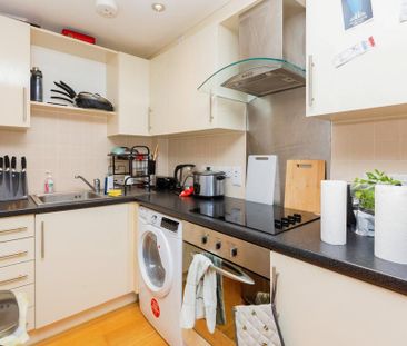 1 bedroom flat to rent - Photo 6