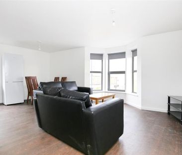 3 bedroom apartment to rent - Photo 1