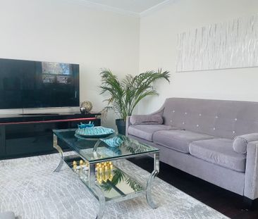 For Lease - 378 Marybay Crescent Unit# Main, Richmond Hill, Ontario - Photo 3