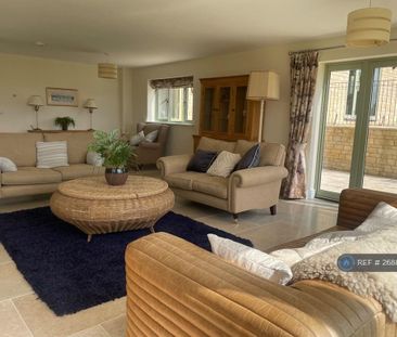 6 bedroom semi-detached house to rent - Photo 1