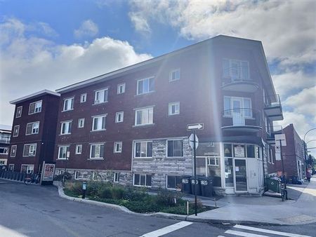 1820 Boul. Rosemont - Photo 2