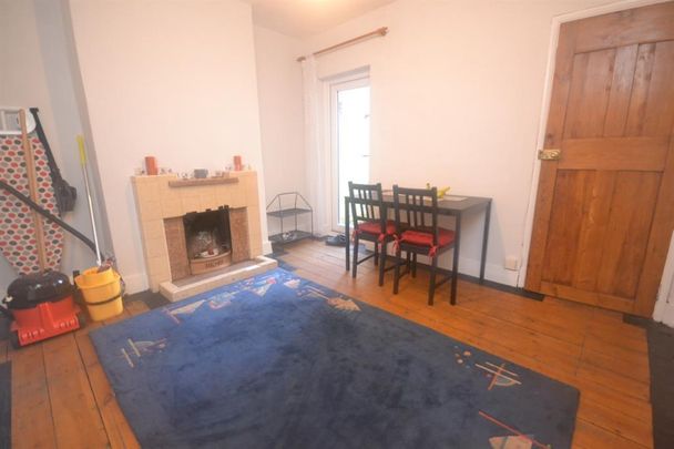 2 bedroom House To Let - Photo 1