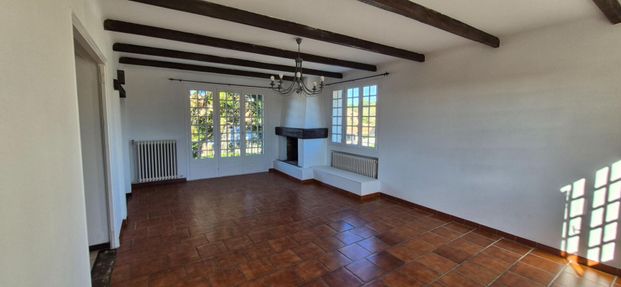 Appartement Lirac 4 pièces de 99 m2 - Photo 1