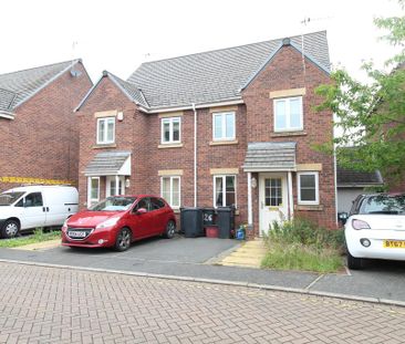 3 bedroom semi-detached house to rent - Photo 2
