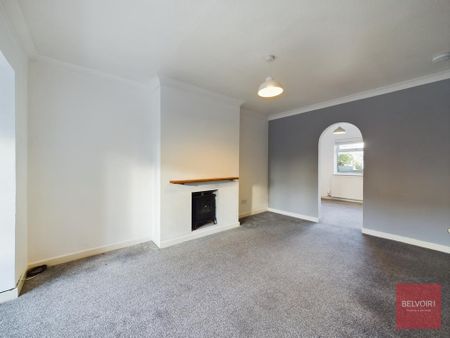 2 bedroom end of terrace house to rent - Photo 2