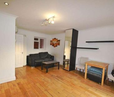 Thame Avenue, Greenford, UB6 - Photo 2