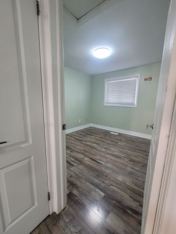 For Lease - 10 Pickard Lane, Brampton, Ontario - Photo 3