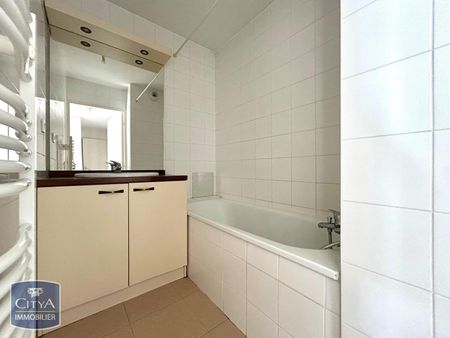 Location Appartement 2 pièces 42m² ST ETIENNE 42100 - Photo 3