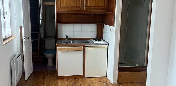 Beau studio en location de 14,81m², situé rue des Sapins à Rouen, 350€ charges comprises - Photo 2