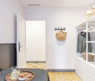 Carrer de lEscorial, Barcelona, Catalonia 08024 - Photo 6