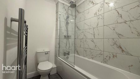 3 bedroom terraced house to rent - Photo 4