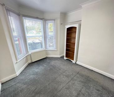 1 bedroom ground floor maisonette to rent - Photo 3