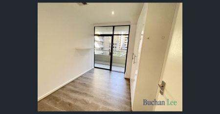 Escape to the City! - Photo 2