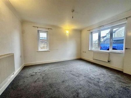 Derlyn Road, Fareham, PO16 - Photo 3