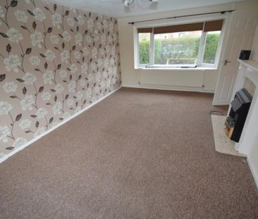3 bedroom semi-detached house to rent - Photo 6